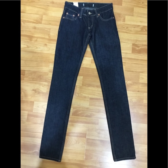 Levi Slim fit Jeans🎈🎈🎈 - Picture 11 of 12